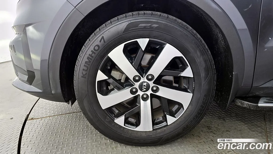 Kia Sorento — фото 5