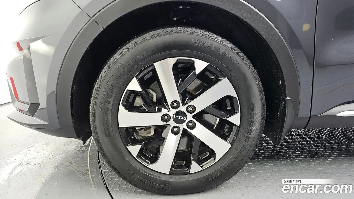 Kia Sorento — фото 4