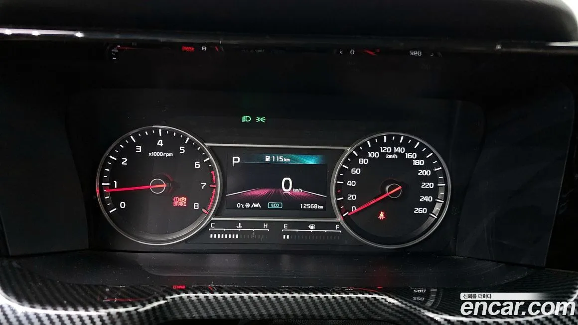 Kia Sorento — фото 8
