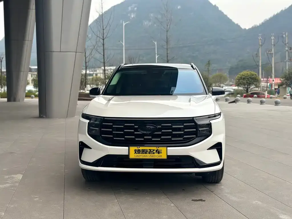 Ford Edge — фото 4