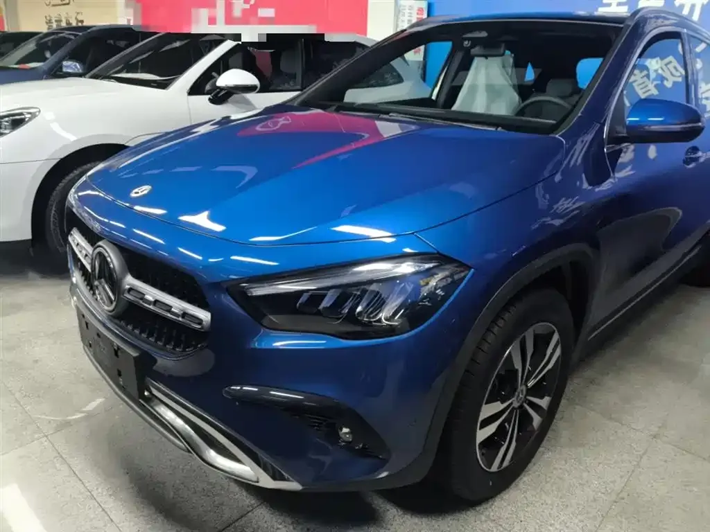 Mercedes-Benz GLA — фото 2