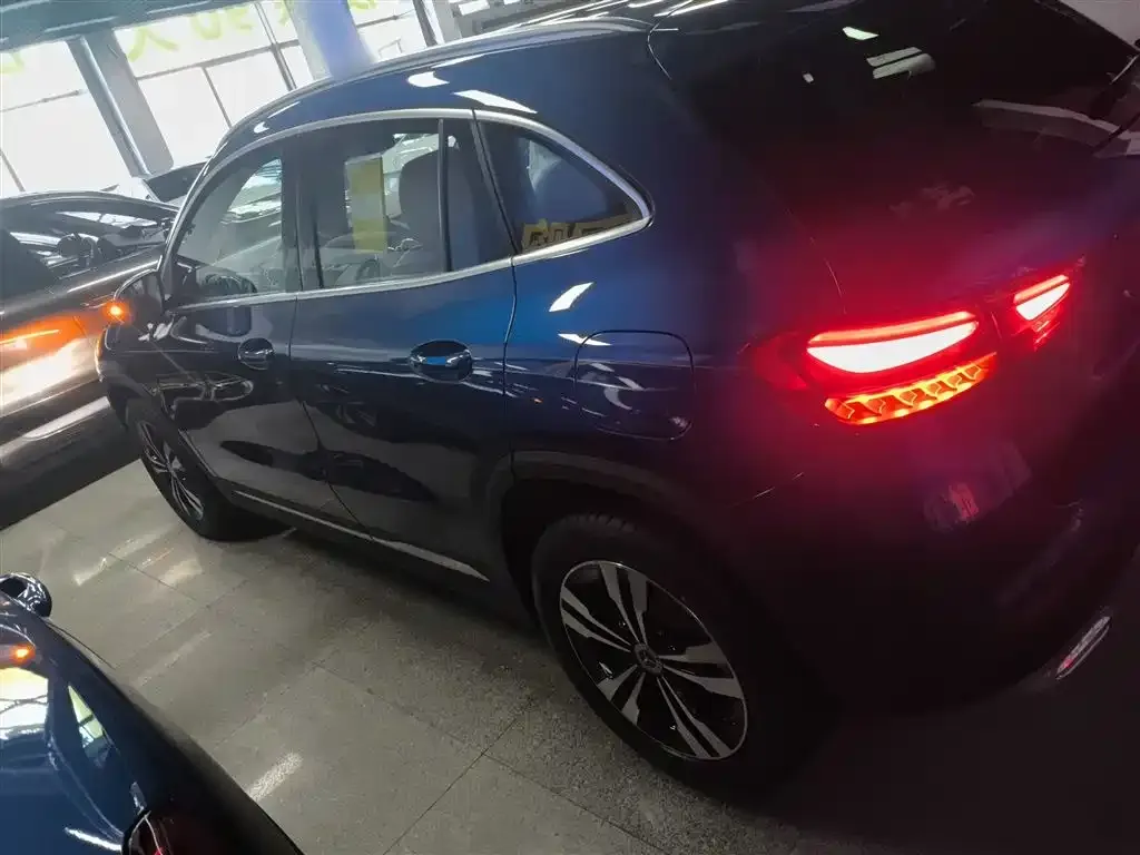 Mercedes-Benz GLA — фото 5
