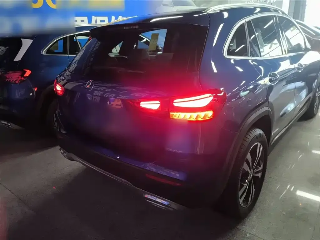 Mercedes-Benz GLA — фото 6