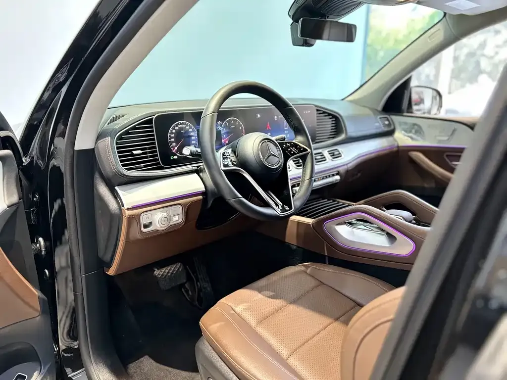 Mercedes-Benz GLE — фото 10