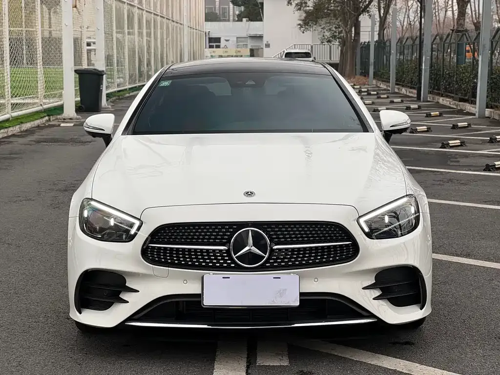 Mercedes-Benz E-Class (Import) — фото 6