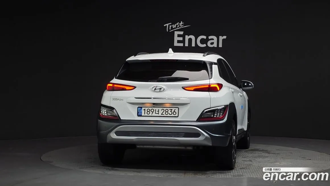 Hyundai Kona — фото 8