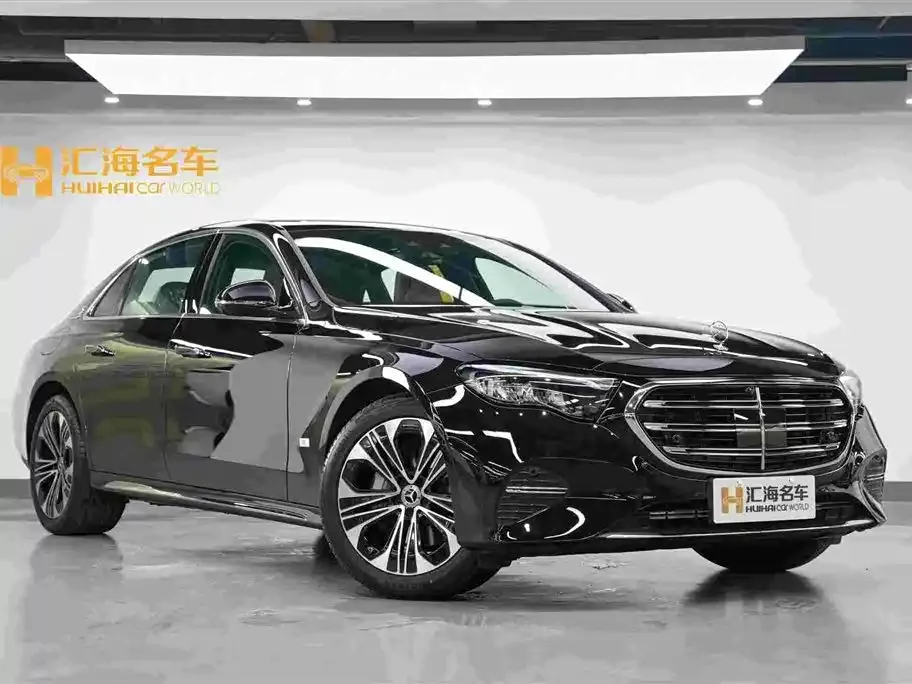 Mercedes-Benz E-Class — фото 4