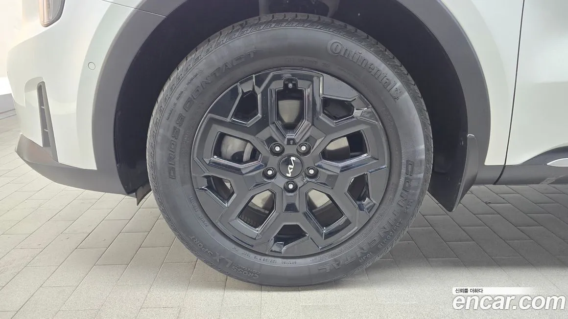 Kia Sorento — фото 5