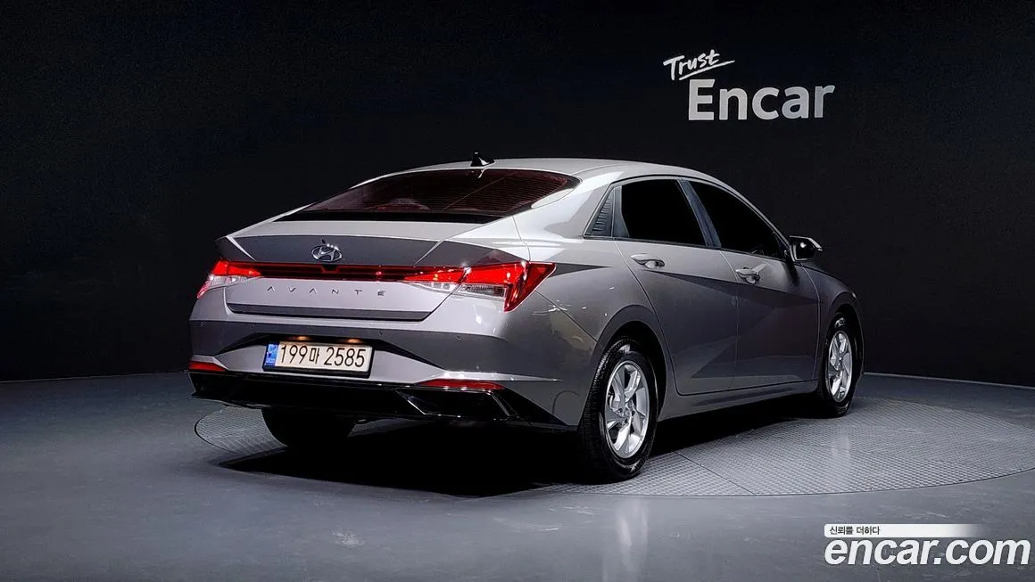 Hyundai AVANTE — фото 2