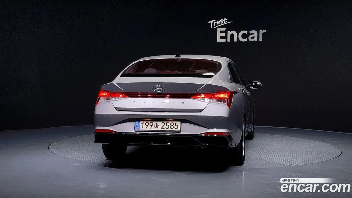 Hyundai AVANTE — фото 4