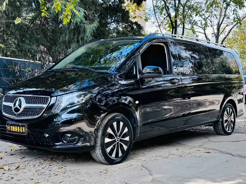 Mercedes-Benz Vito — фото 1