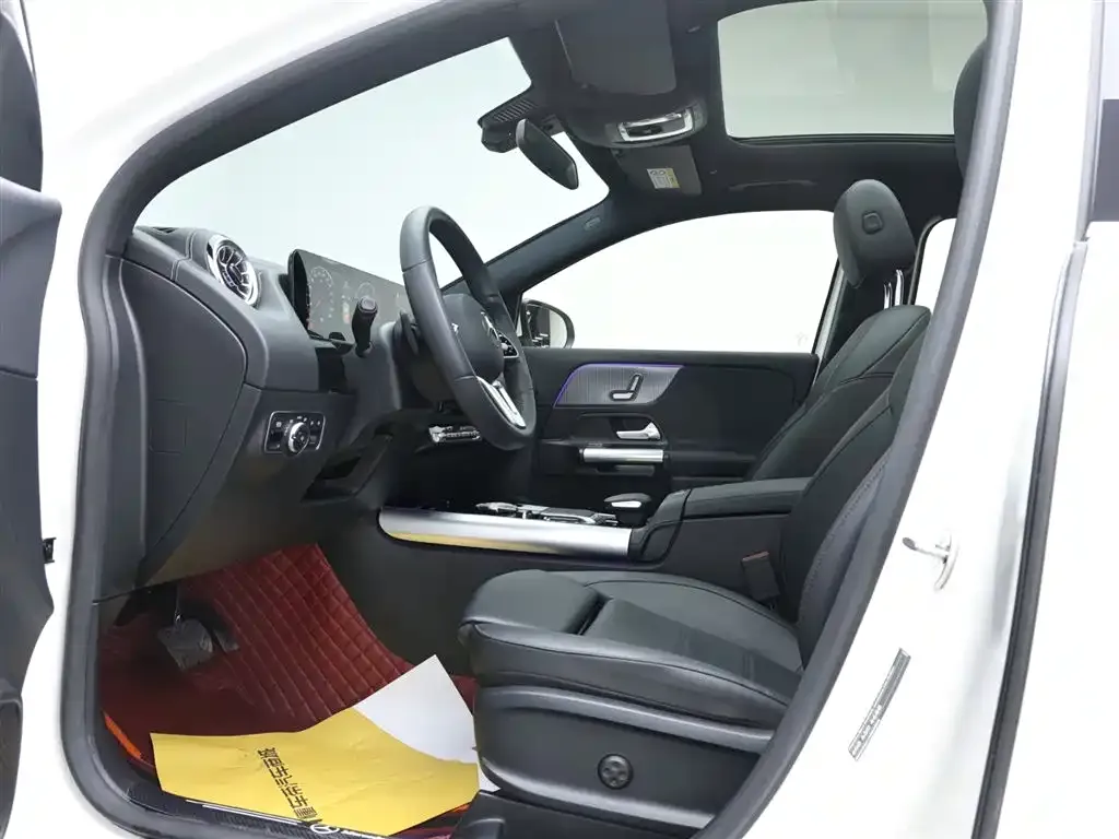 Mercedes-Benz GLA — фото 10