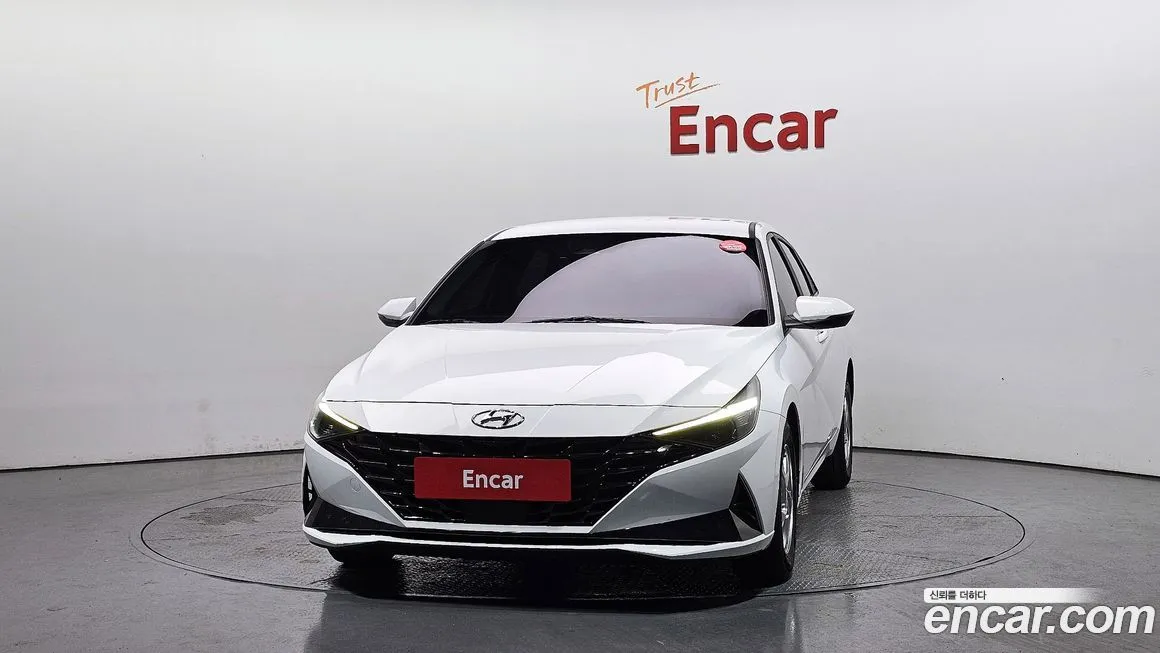 Hyundai AVANTE — фото 3