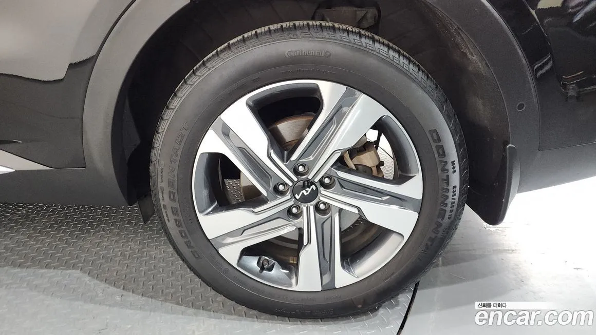 Kia Sorento — фото 5