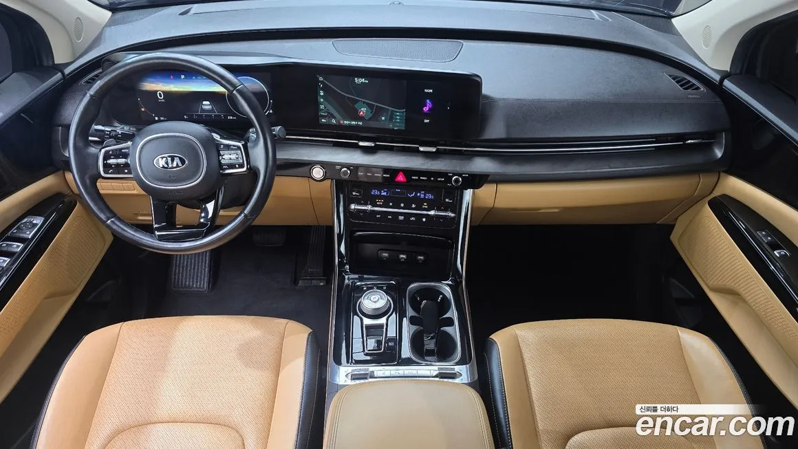 Kia Carnival — фото 10