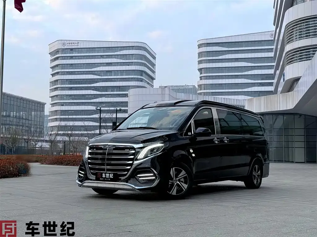 Mercedes-Benz Vito — фото 1