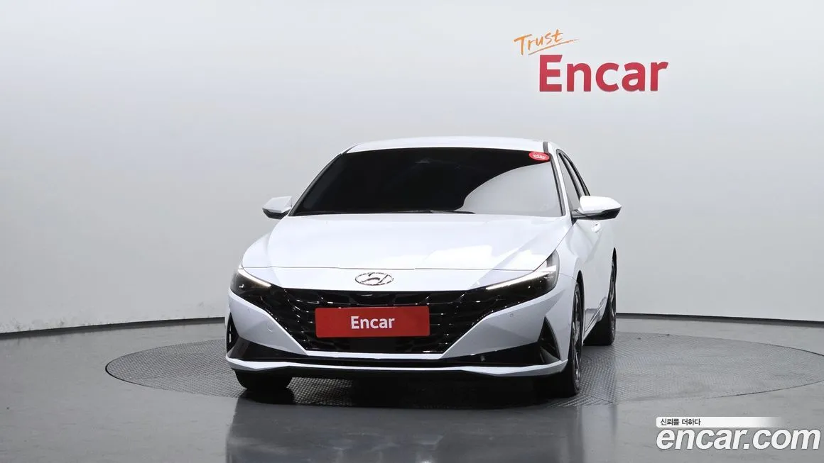 Hyundai AVANTE — фото 2
