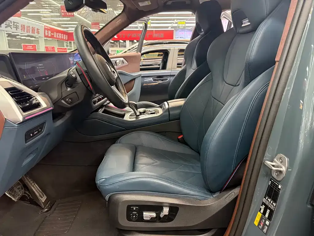 BMW XM — фото 2