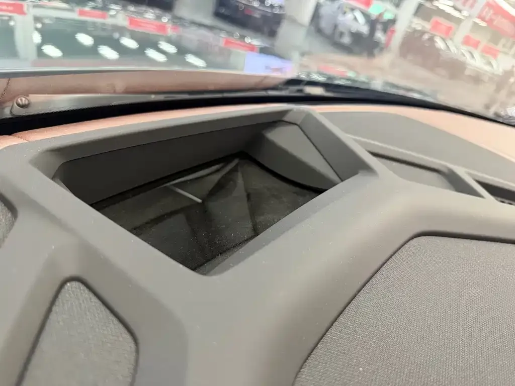 BMW XM — фото 6