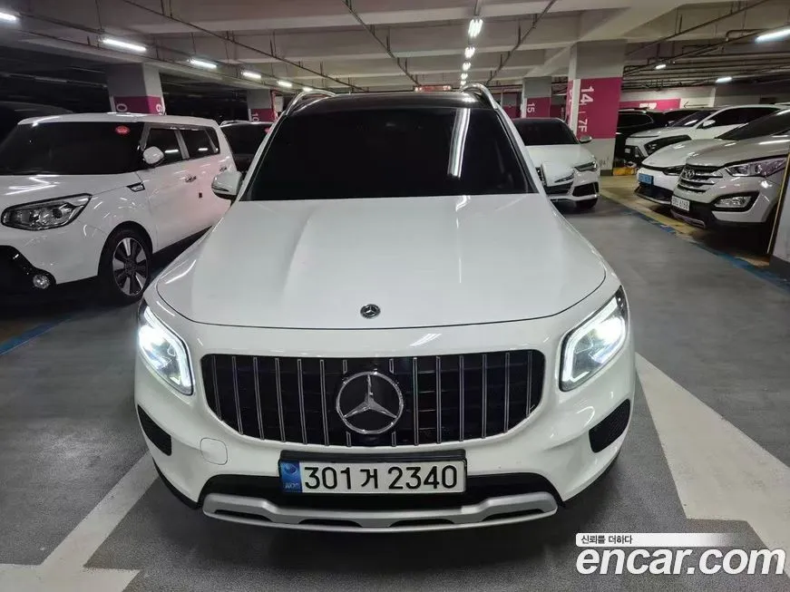 Mercedes-Benz GLB-Class — фото 1