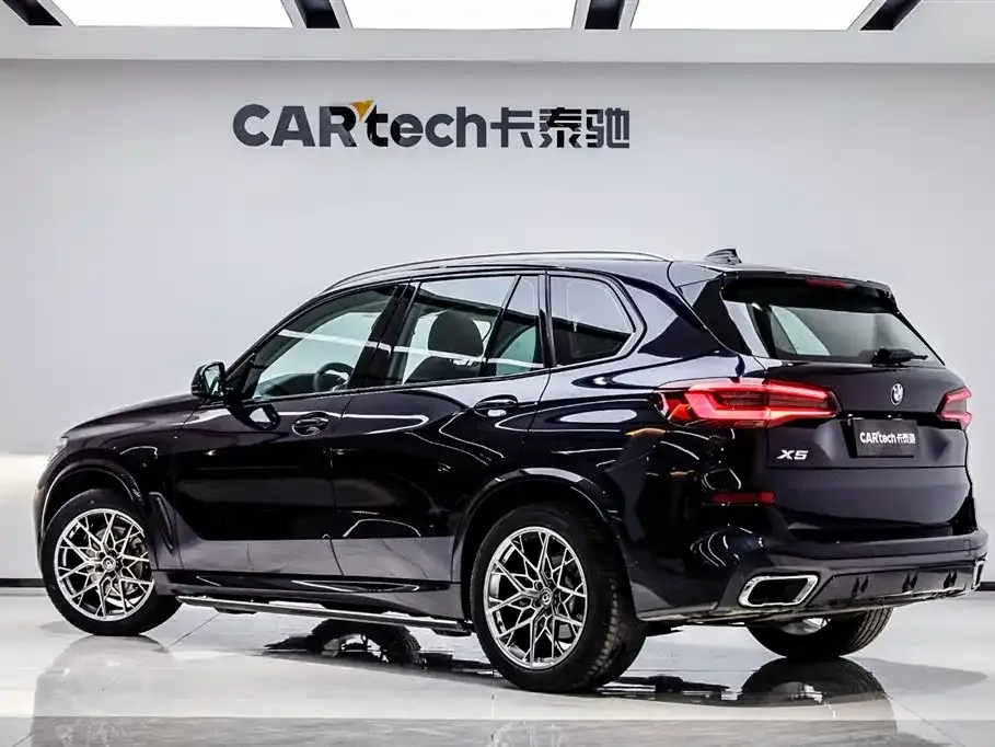 BMW X5 (Import) — фото 7