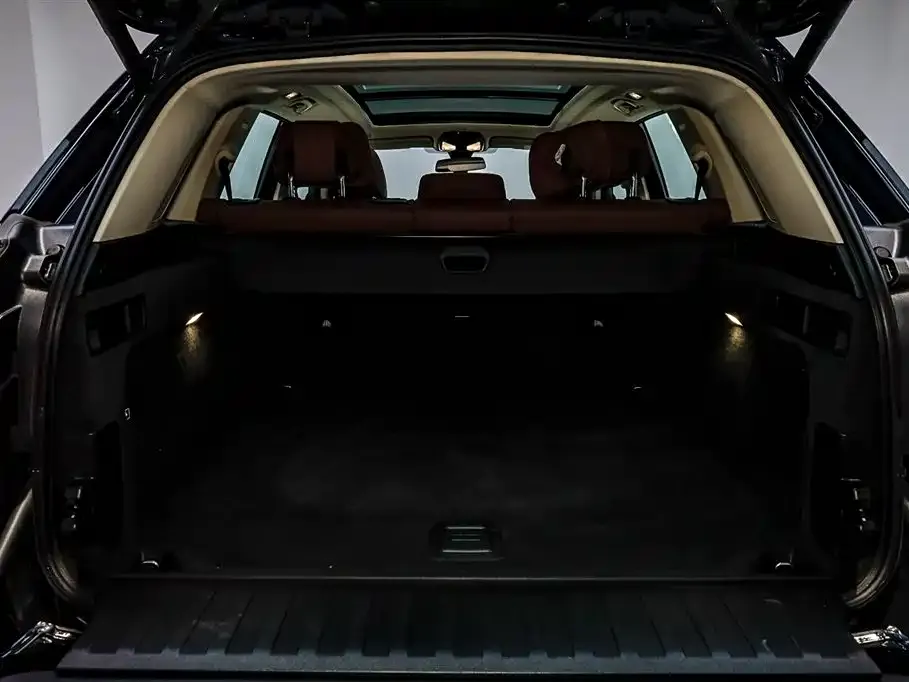BMW X5 (Import) — фото 3