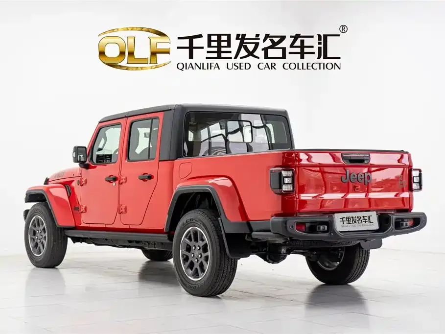Jeep Gladiator — фото 10