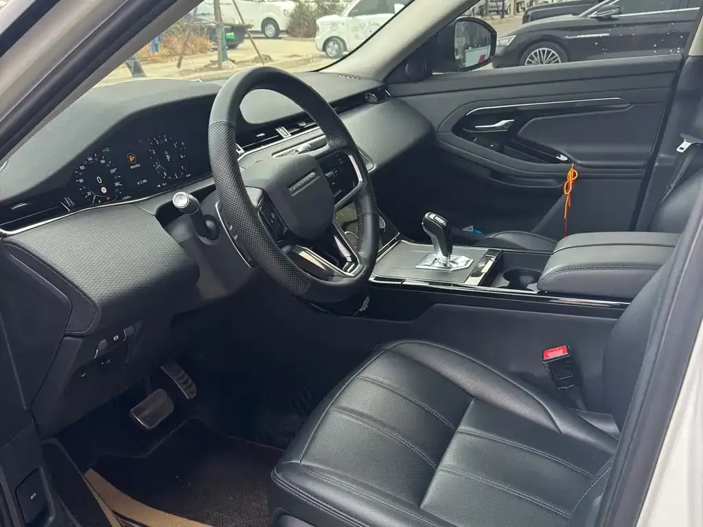 Land Rover Evoque — фото 2