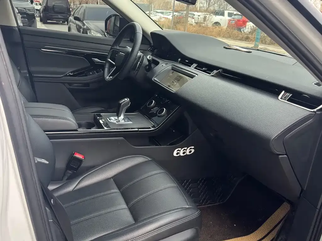 Land Rover Evoque — фото 3
