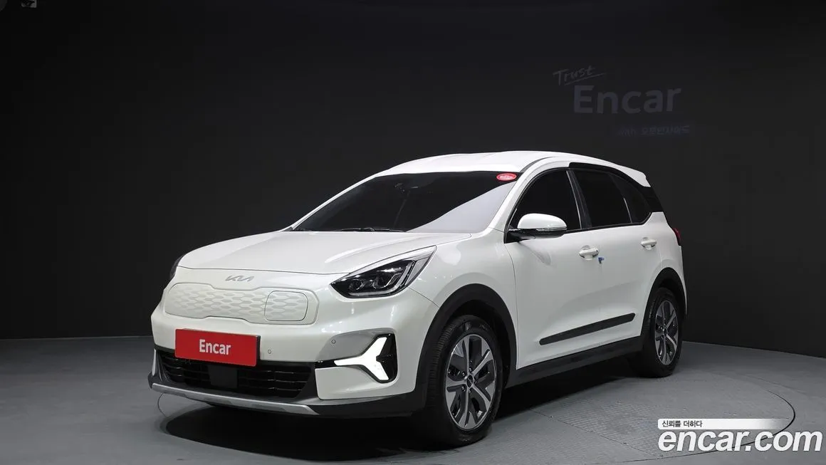 Kia Niro — фото 1