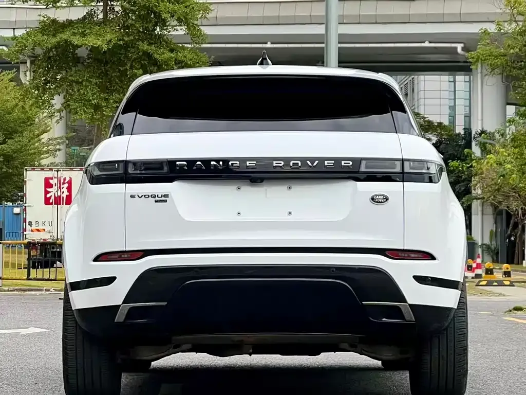 Land Rover Evoque PHEV — фото 5