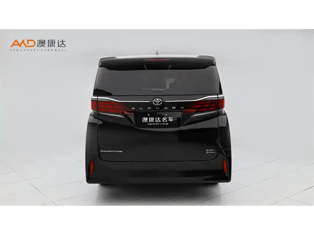 Toyota Alphard — фото 6
