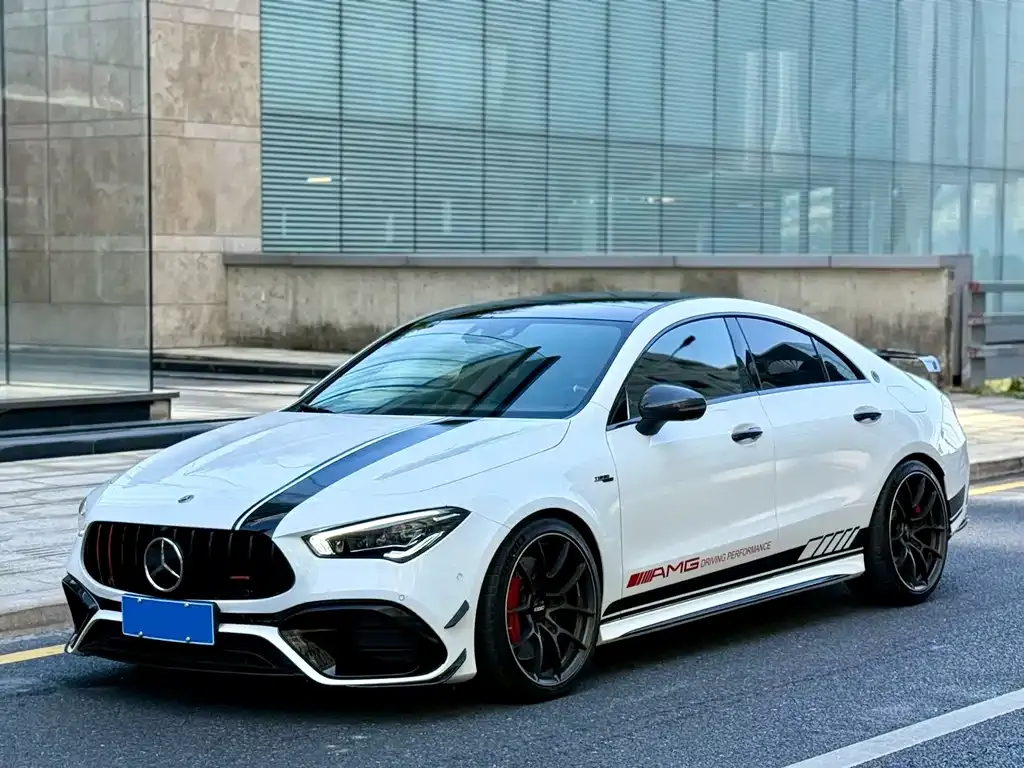 Mercedes-Benz CLA AMG — фото 1