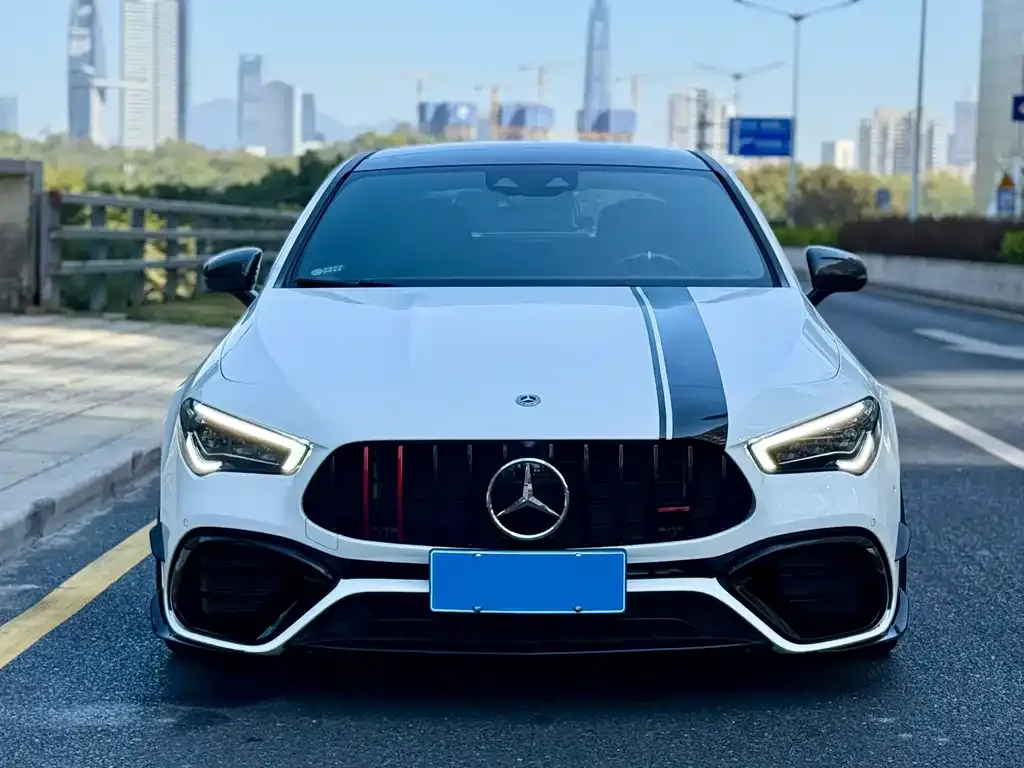 Mercedes-Benz CLA AMG — фото 7