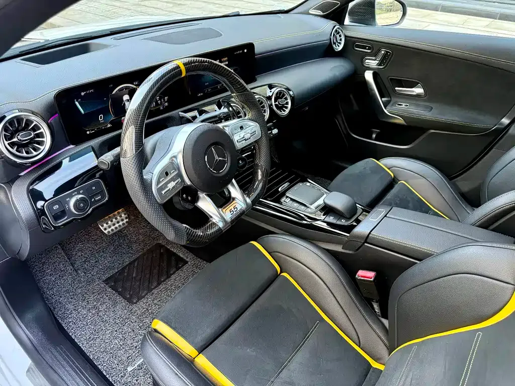 Mercedes-Benz CLA AMG — фото 6