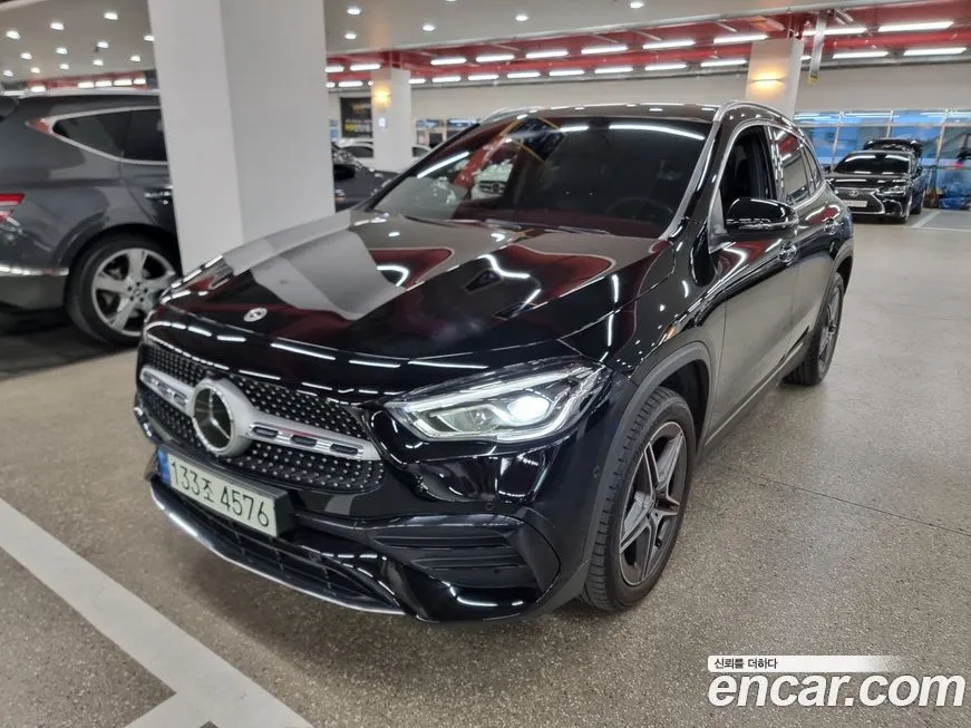 Mercedes-Benz GLA-Class — фото 1