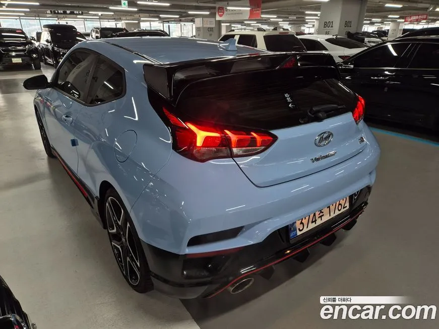 Hyundai Veloster — фото 8