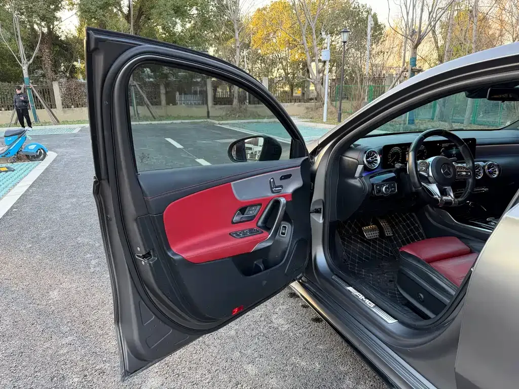 Mercedes-Benz A-Class AMG — фото 5