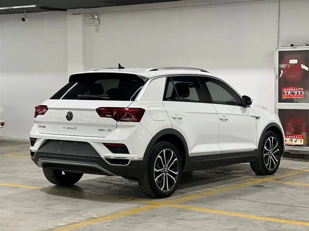 Volkswagen T-Roc — фото 3