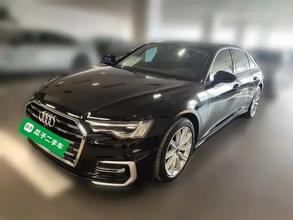 Audi A6L — фото 1