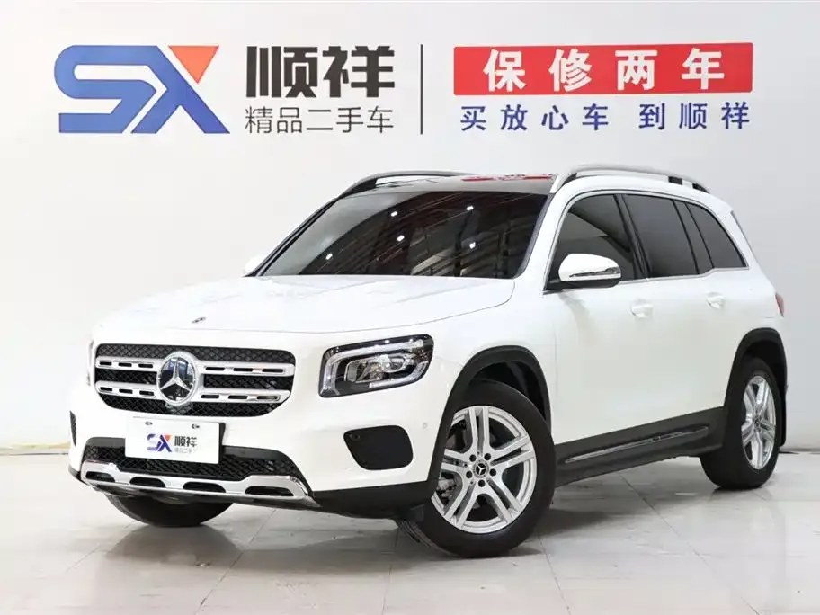 Mercedes-Benz GLB — фото 1