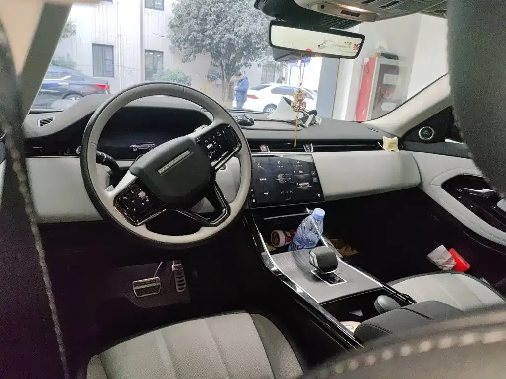 Land Rover Evoque — фото 5
