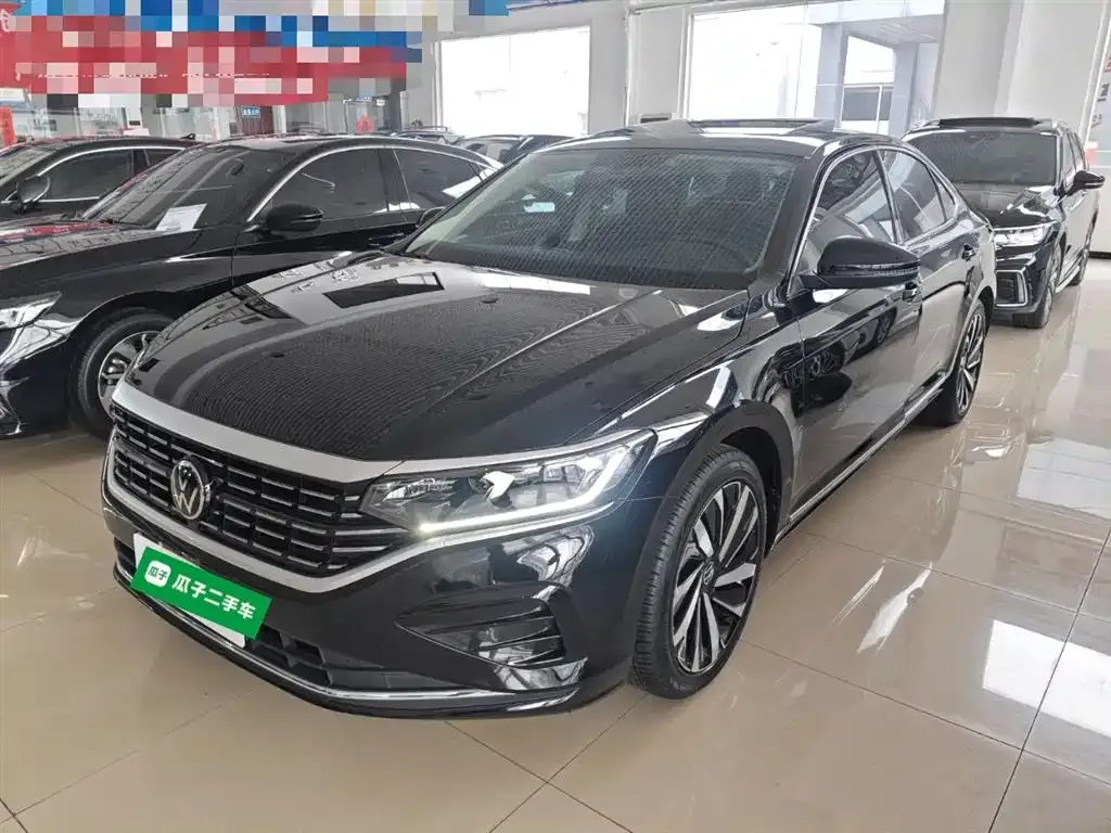 Volkswagen Passat — фото 1