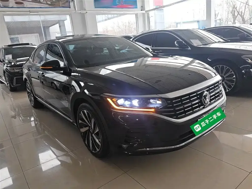 Volkswagen Passat — фото 10