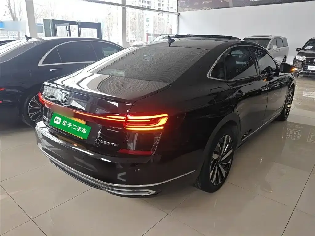Volkswagen Passat — фото 7