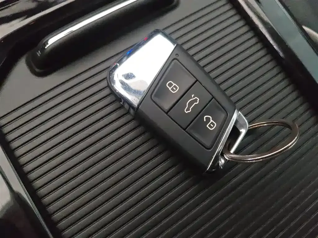 Volkswagen Passat — фото 2
