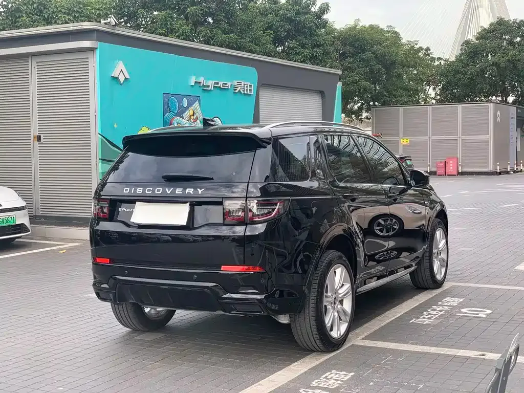 Land Rover Discovery Sport — фото 7