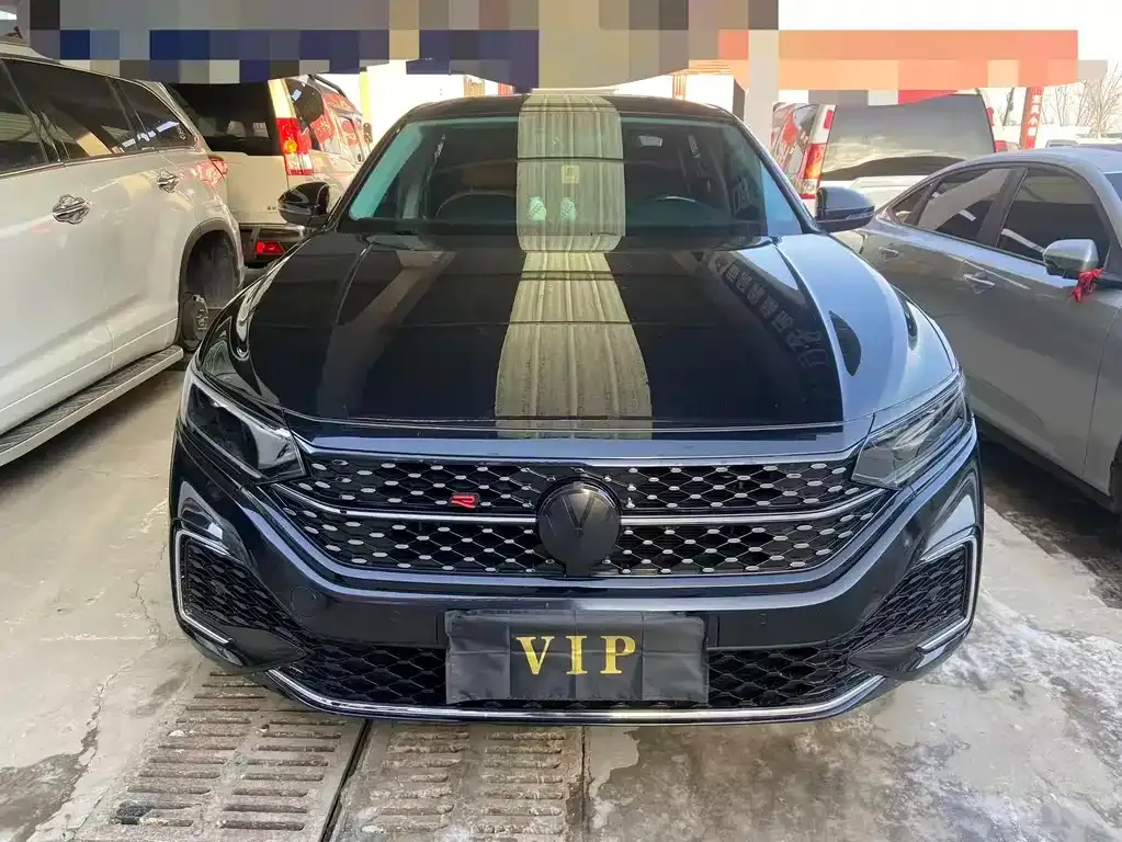 Volkswagen Passat — фото 3