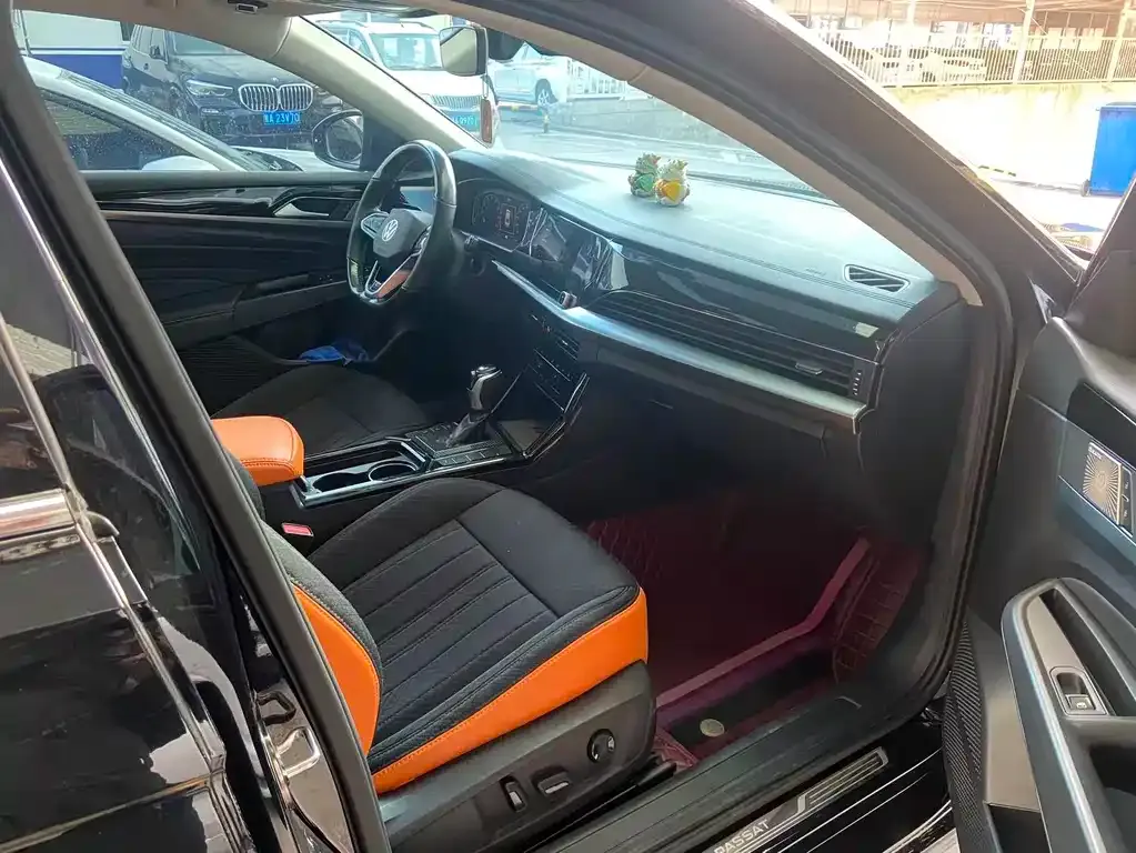 Volkswagen Passat — фото 5