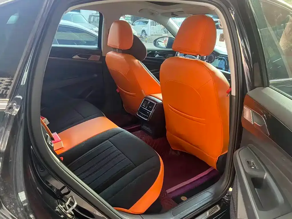 Volkswagen Passat — фото 9